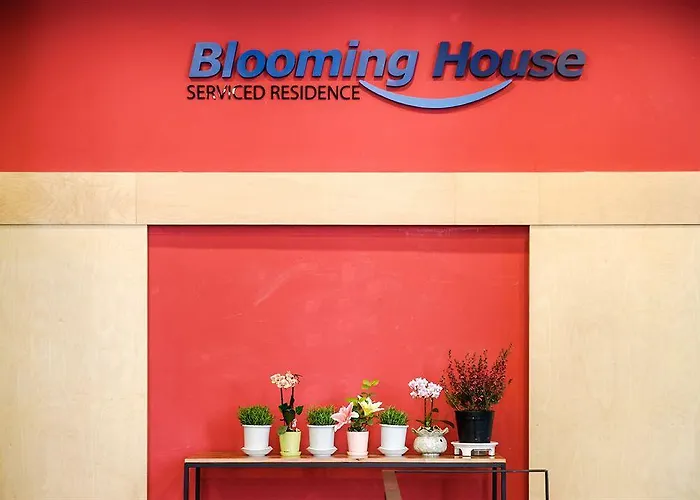 Blooming House Апарт-отель 3*